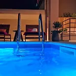 Villa Eight8holiday With Heated Pool Near Split *