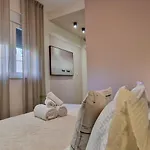 Eight8holiday With Heated Pool Near Split Villa