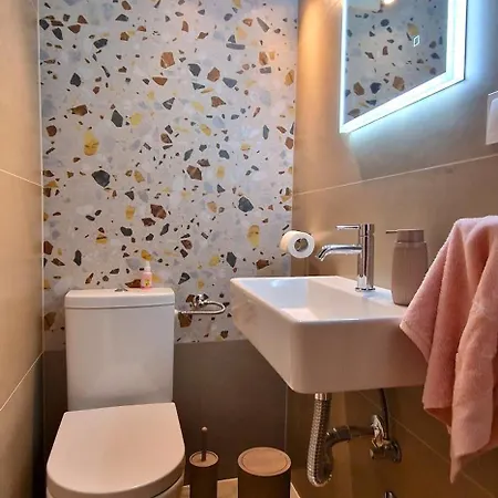 Eight8holiday With Heated Pool Near Split Villa