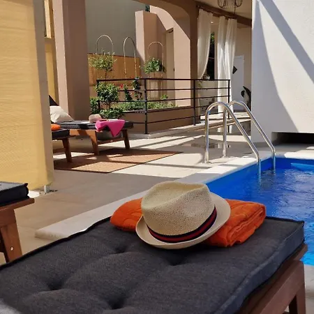 Eight8holiday With Heated Pool Near Split * Kastela