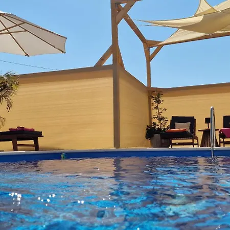Eight8holiday With Heated Pool Near Split Villa