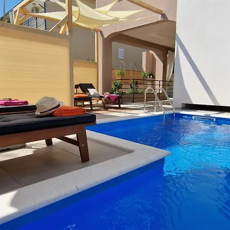 Eight8holiday With Heated Pool Near Split Villa *