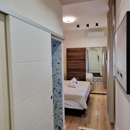 Villa Eight8holiday With Heated Pool Near Split