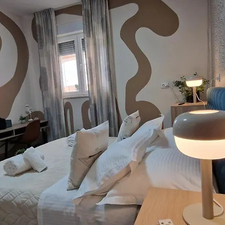 Eight8holiday With Heated Pool Near Split Kastela